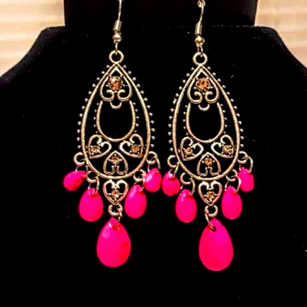 Hit pink and sparkly earrings